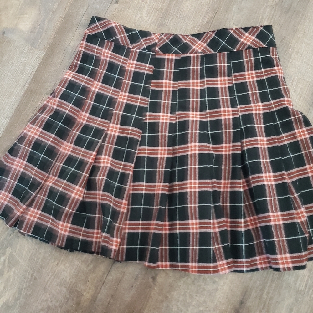 Plaid Pleated Skirt